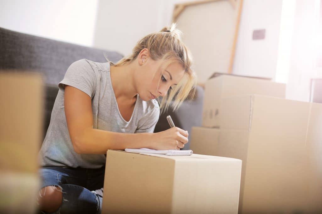 Zelf verhuisdozen inpakken voor een verhuizing met Mondial Oostland